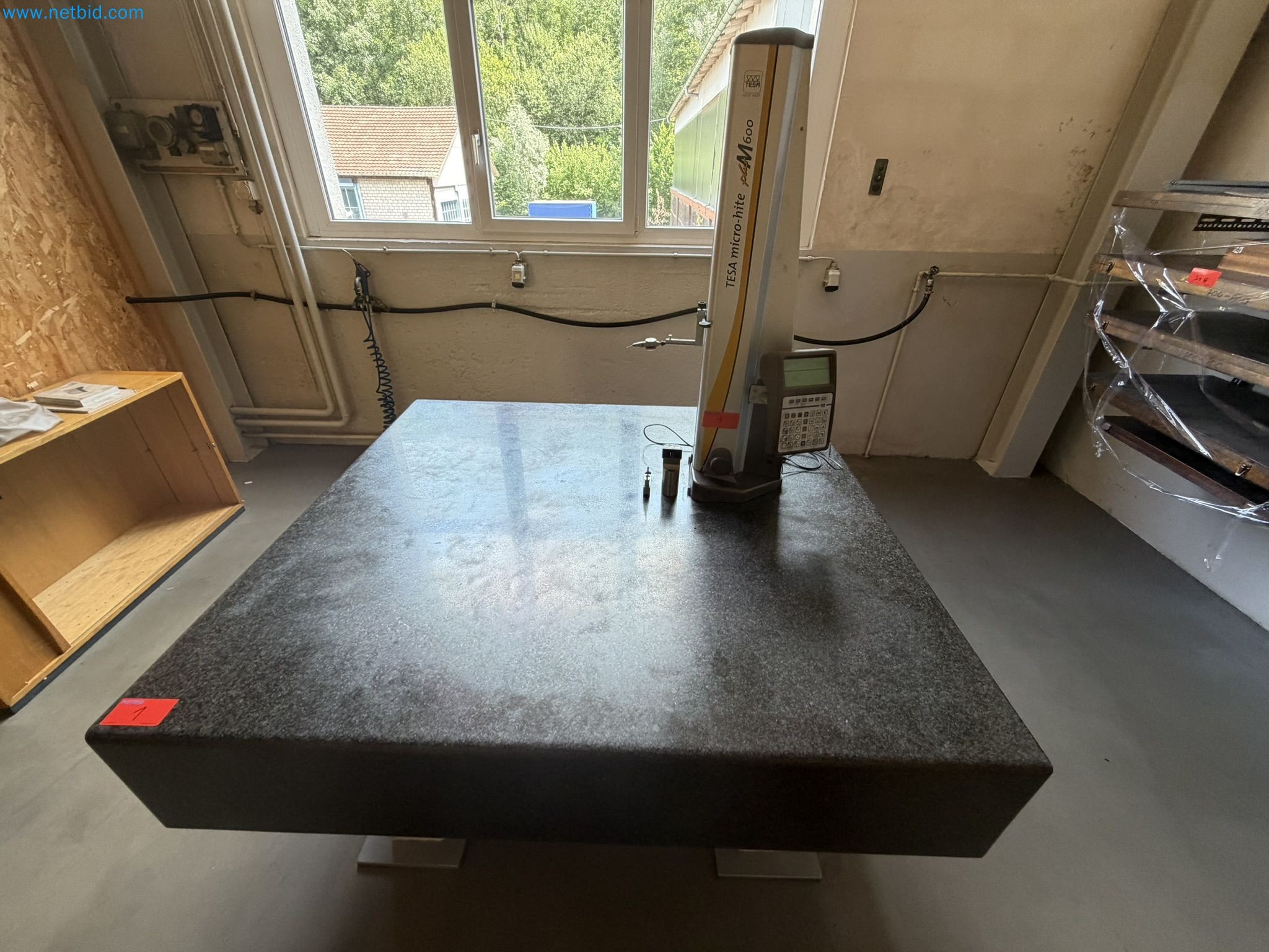 Granittisch mit Höhenmessgerät Tesa Micro_Hite plus M600